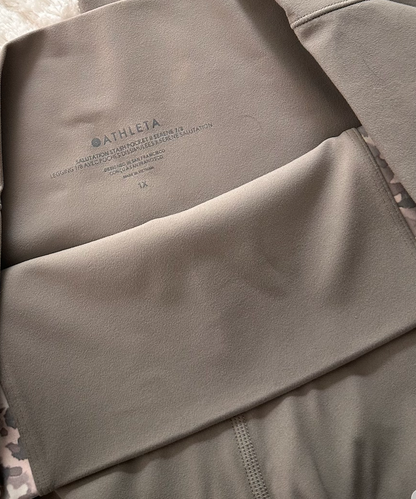 Athleta Salutation Stash Pocket 7/8 Size 1X
